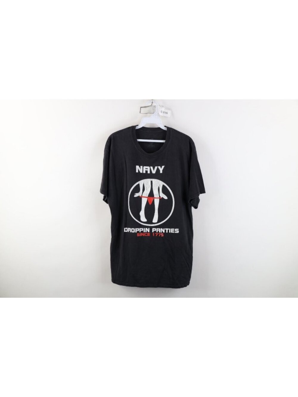 Y2K Streetwear Mens Large United States Navy Officer Dropping Undies T-Shirt